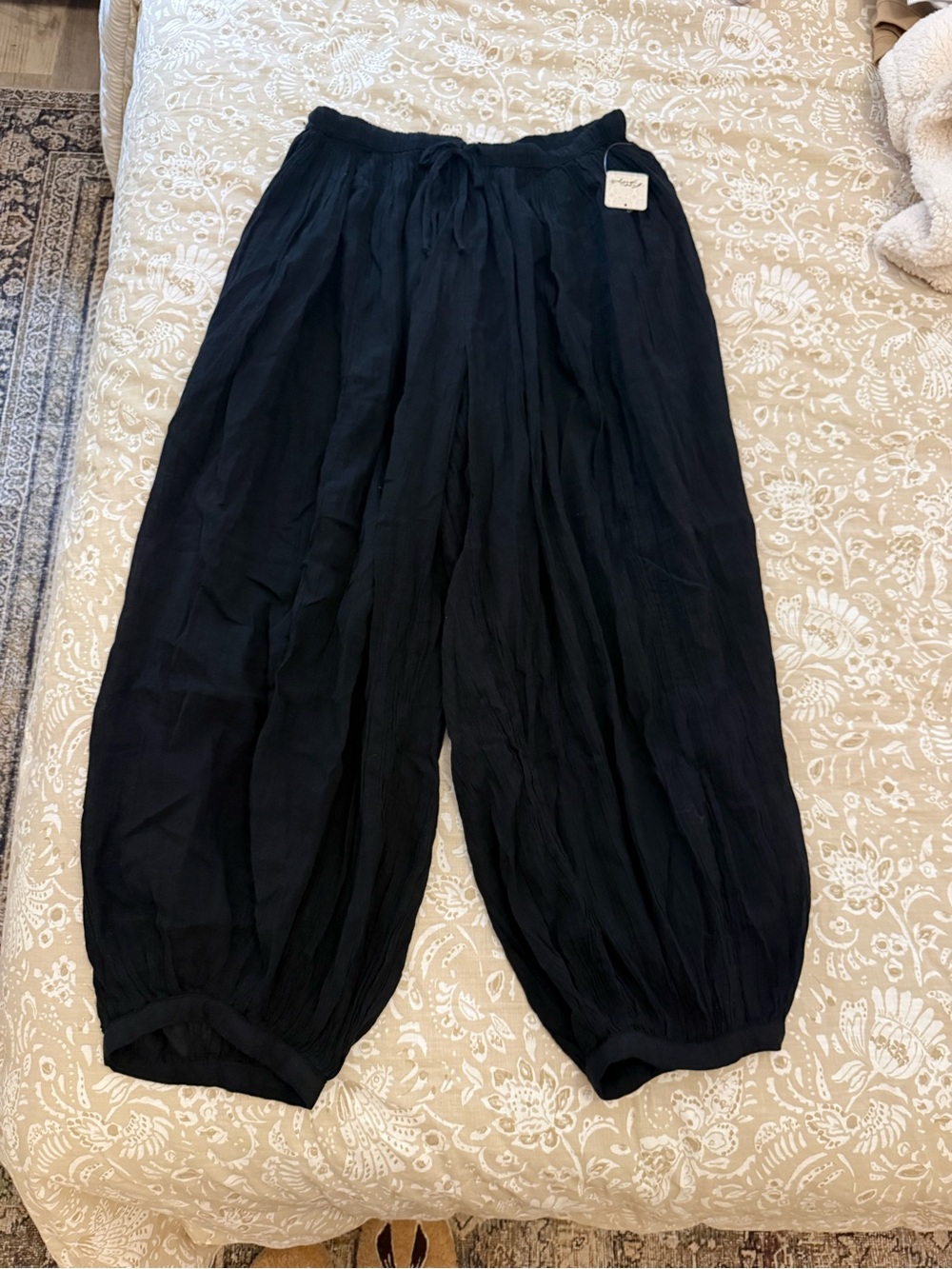 Free People Black Wide-Leg Drawstring Joggers